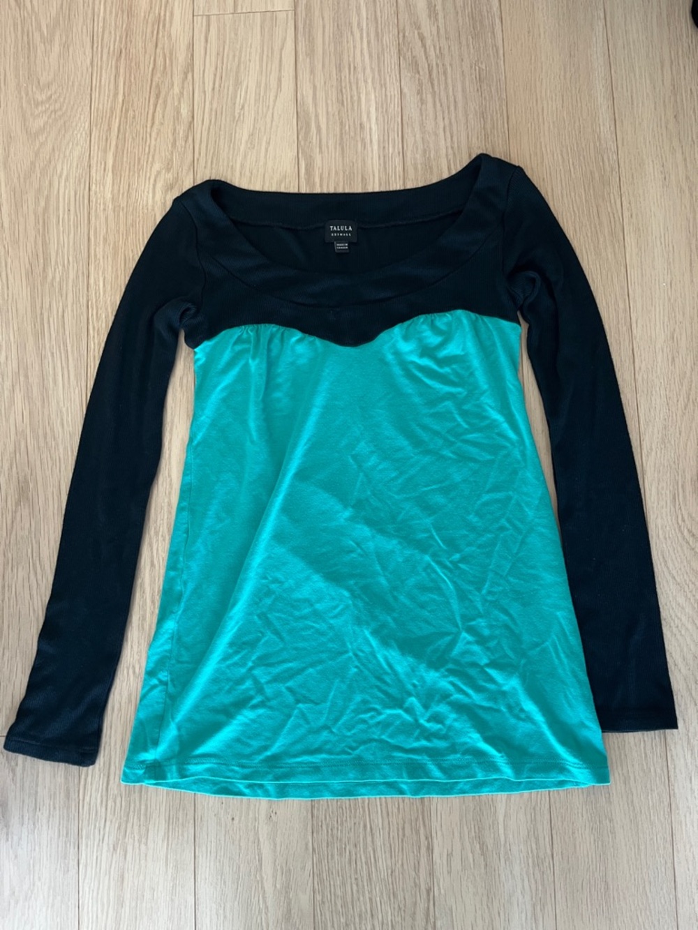 Talula Black & Teal Two-Tone Scoop Neck Long Sleeve Top